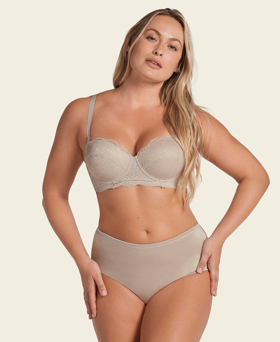 What is the Best Bra for Teardrop-Shaped Breasts? | Leonisa, image size:920x1125