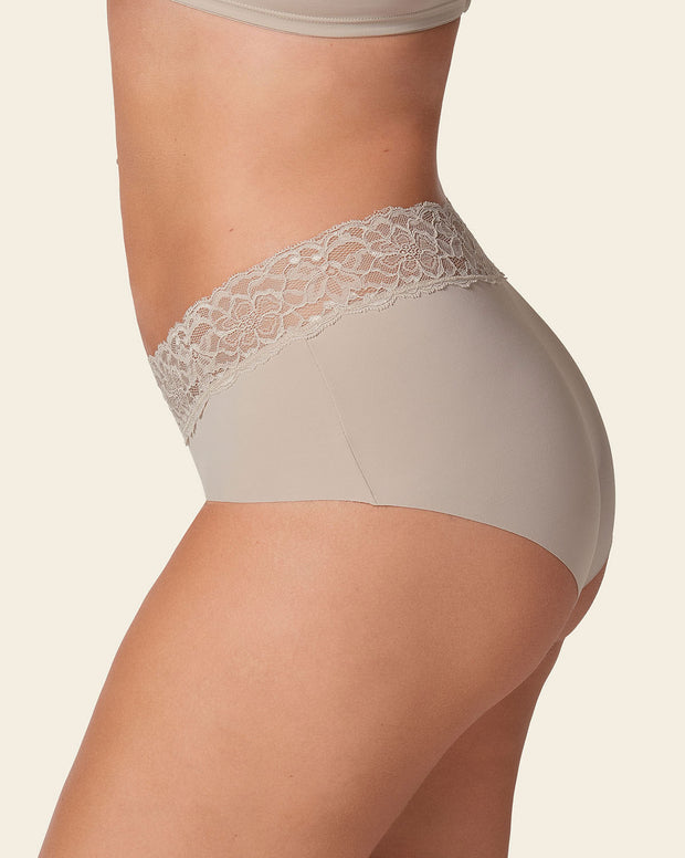 Ultra light lace trim hipster panty