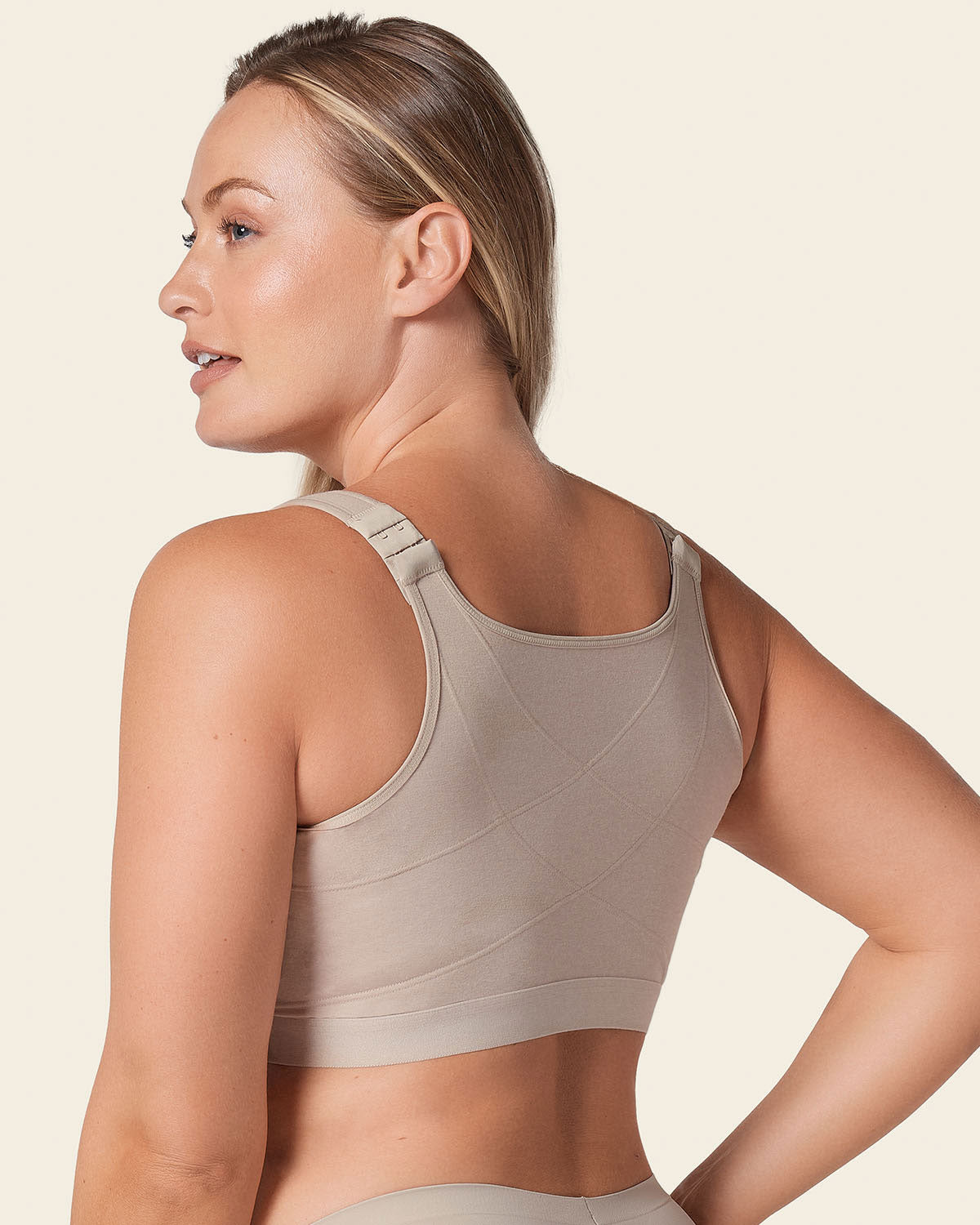 Stretch Cotton Wireless Posture Corrector Bra | Leonisa