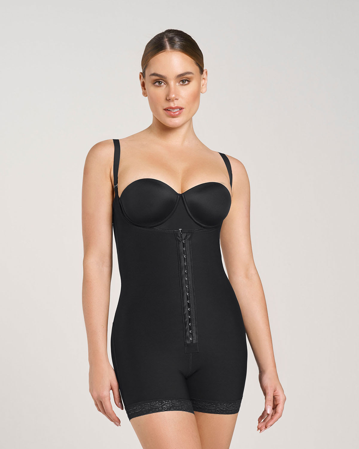 Post-Surgical Short Girdle with Front Hook-and-Eye Closure | Leonisa