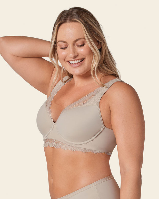 Deep coverage bra: soft lightly-lined lace underwire bra