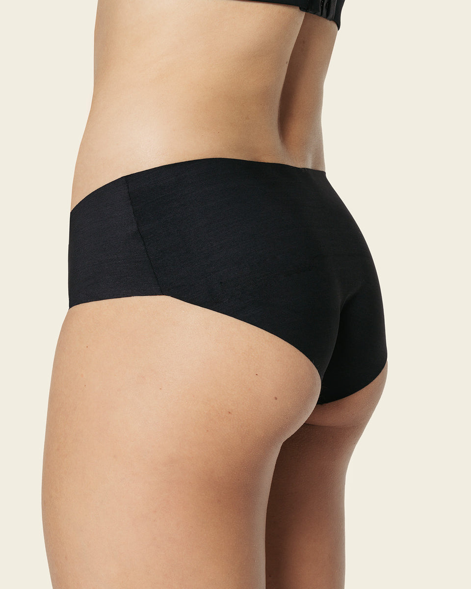No ride-up seamless hiphugger panty