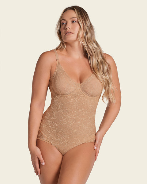 Underwire Smoothing Lace Bodysuit#color_802-nude