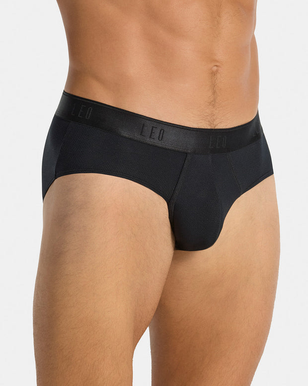 Ultra-Light Brief with Ergonomic Pouch