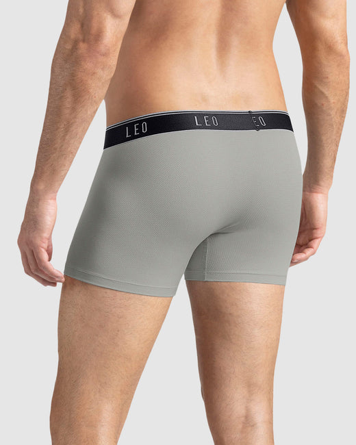 Ultra-Light Trunk with Ergonomic Pouch#color_710-light-gray
