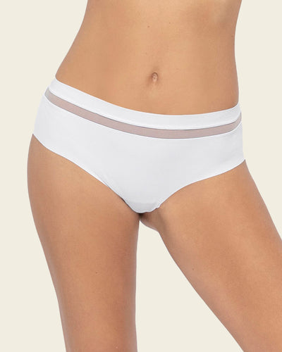 #color_000-white