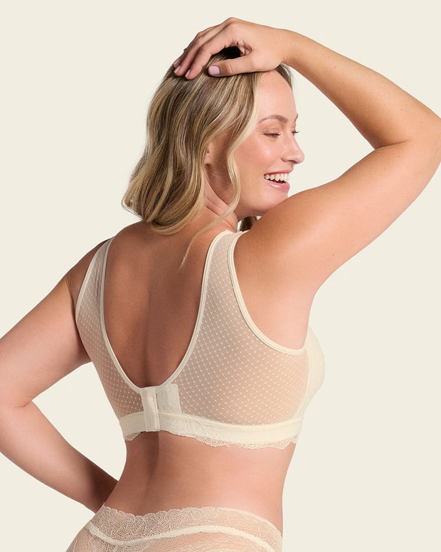 Multiwear lace pocketed bralette