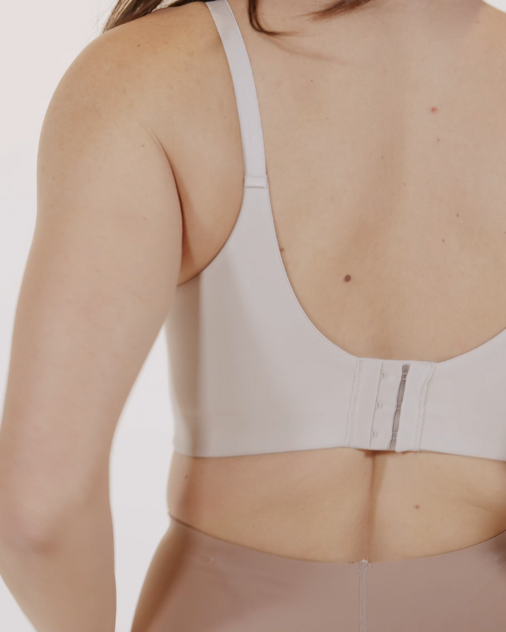 Back Smoothing Bra with Soft Full Coverage Cups