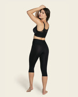 High-waisted shaper capri#color_700-black
