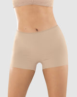 Eco-friendly seamless panty short made of recycled plastic bottles#color_802-beige