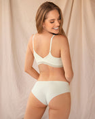 Seamless hipster panty with decorative contrast stitching