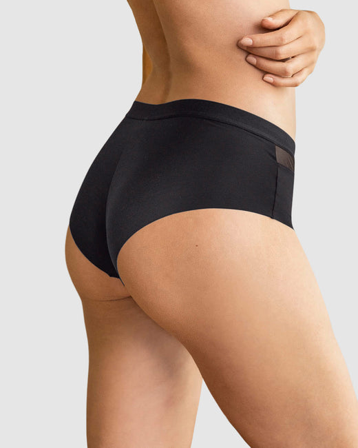 #color_700-black