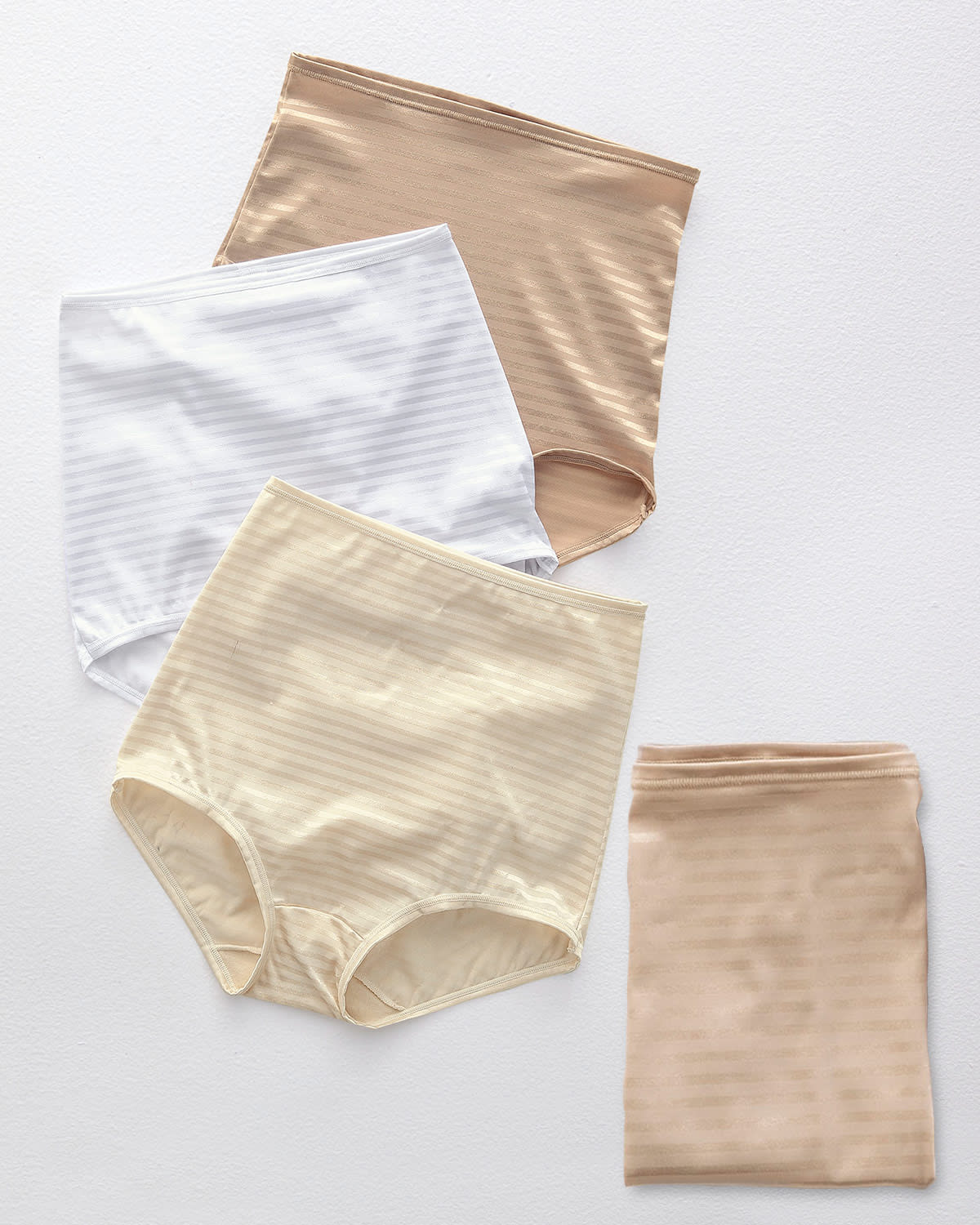 4Pack Full Coverage Classic Panties Leonisa